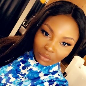 Meet your Posher, Abigail